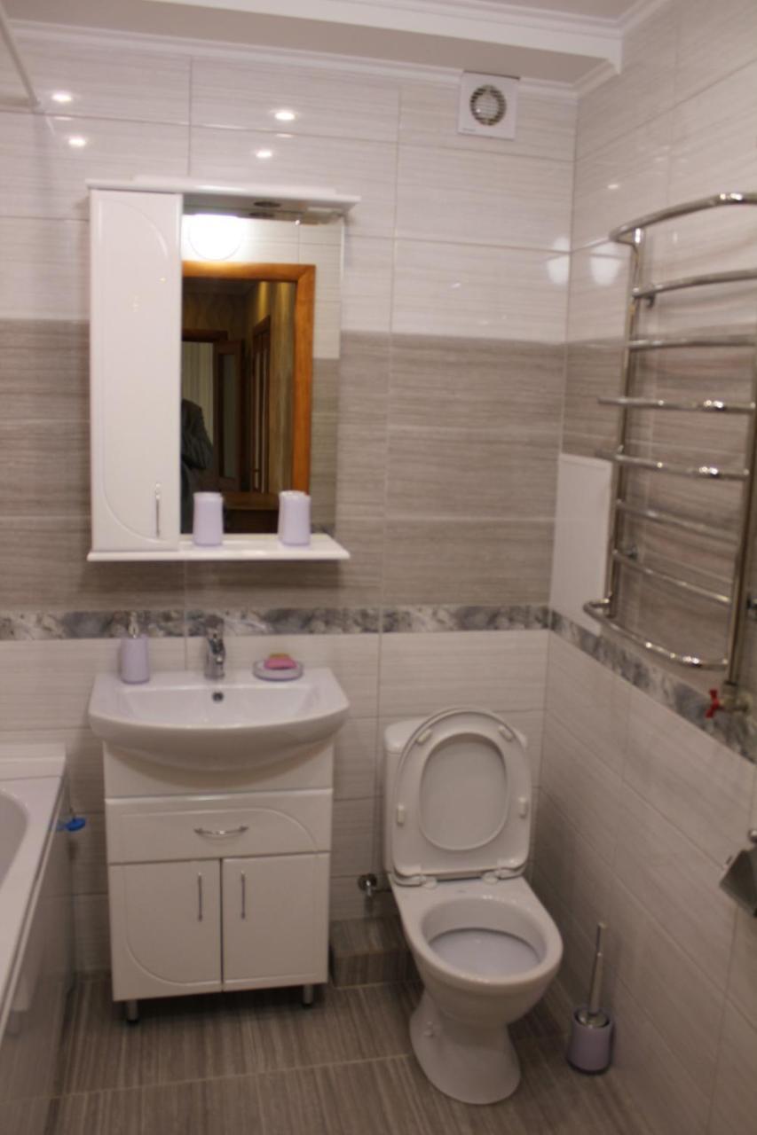 Комфортабельна Квартира Pirogovo Bagian luar foto