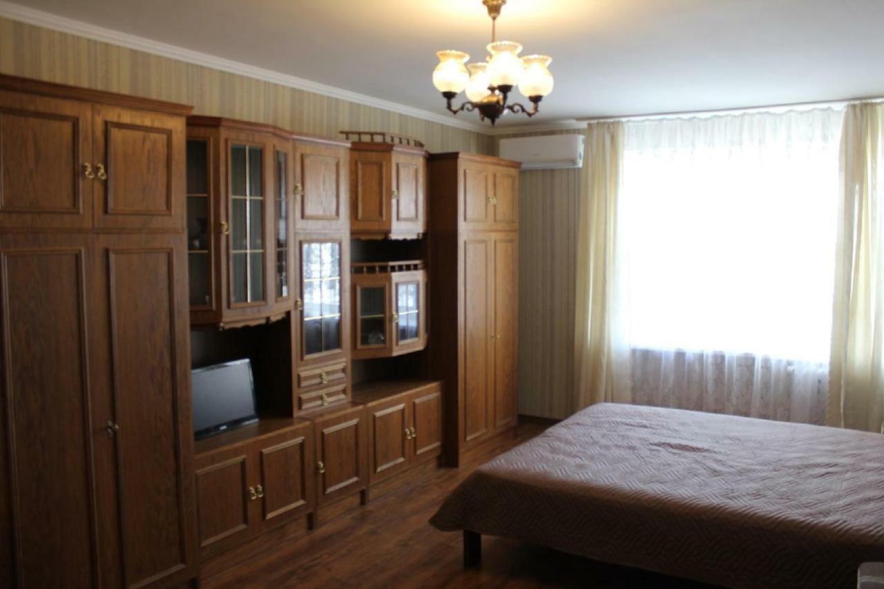 Комфортабельна Квартира Pirogovo Bagian luar foto